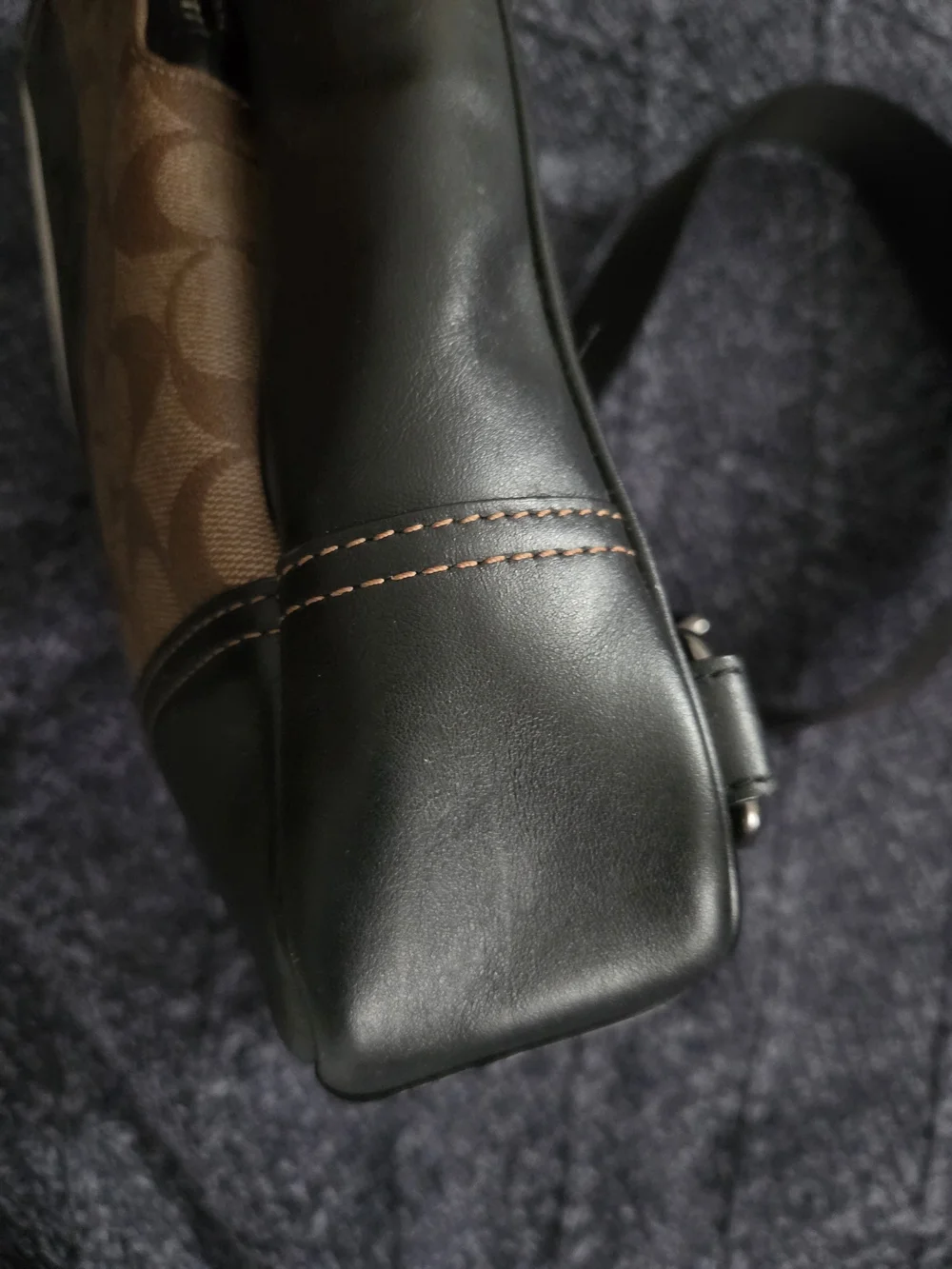 Coach men crossbody